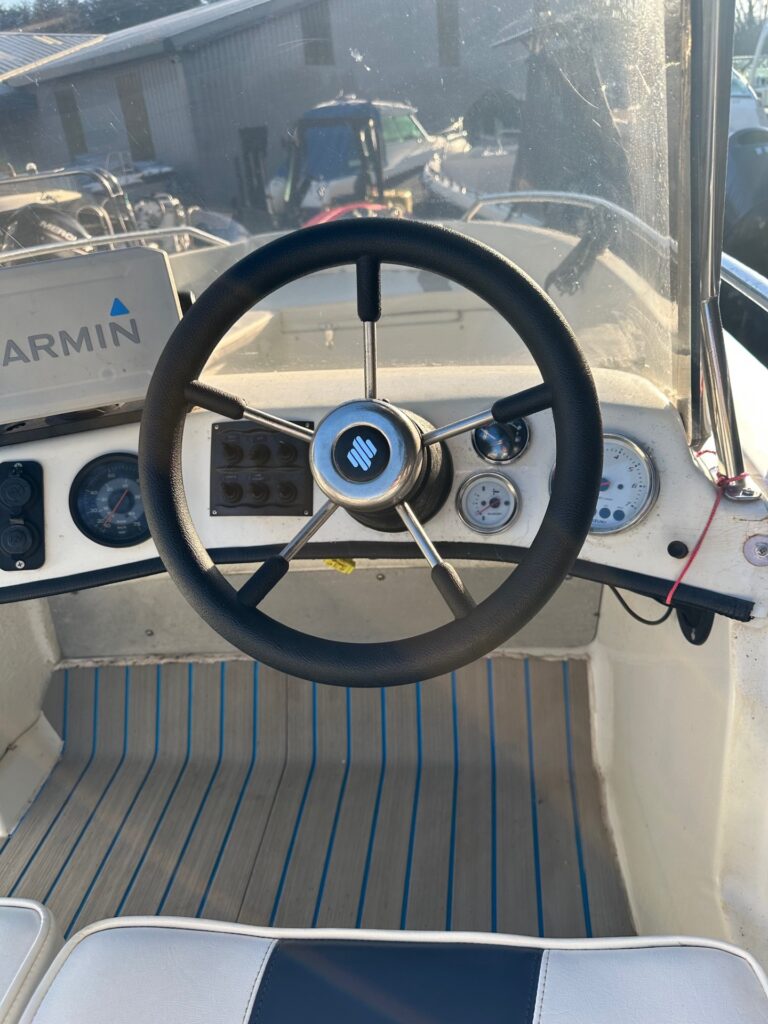 Ryds 475 Sports boat Suzuki DF50 - Image 8